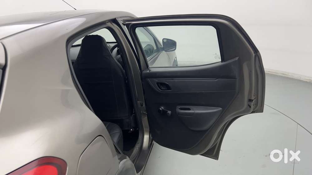 Renault Kwid 1.0 Rxt, 2016, Petrol
