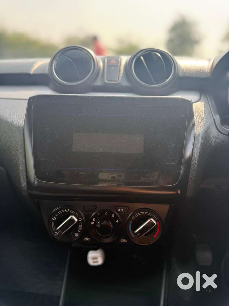 Maruti Suzuki Swift 1.2 Vxi (o), 2023, Petrol