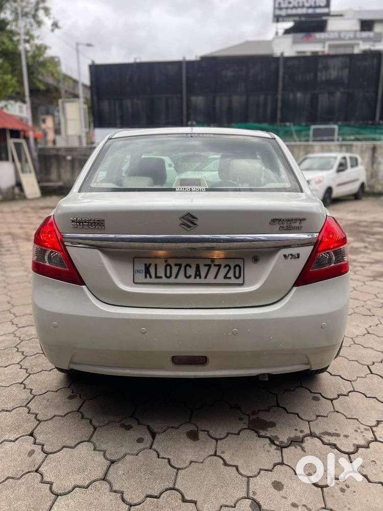 Maruti Suzuki Swift Dzire Vxi Optional, 2014, Petrol