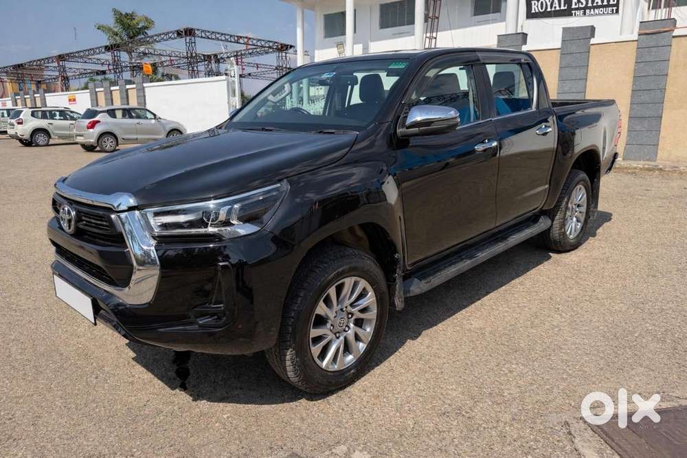 Toyota Hilux 2024 Diesel(2025 Registered)24733 Km Driven
