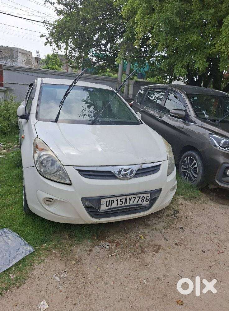 Hyundai I20 Petrol Cvt Magna Executive, 2012, Petrol