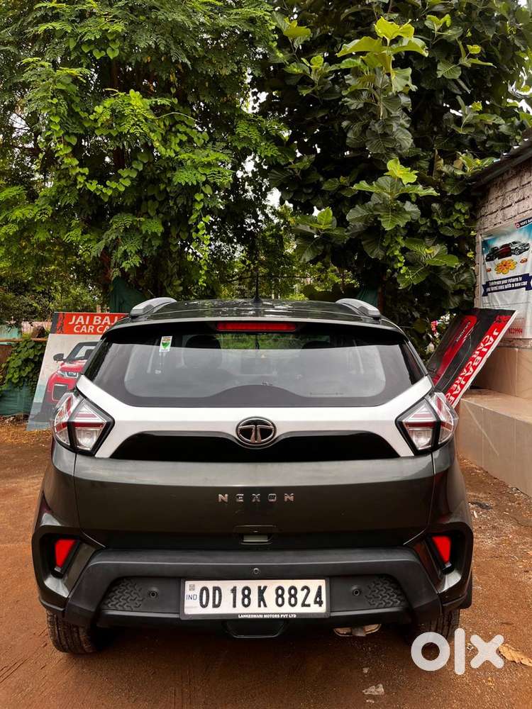 2022 Tata Nexon Petrol Manual