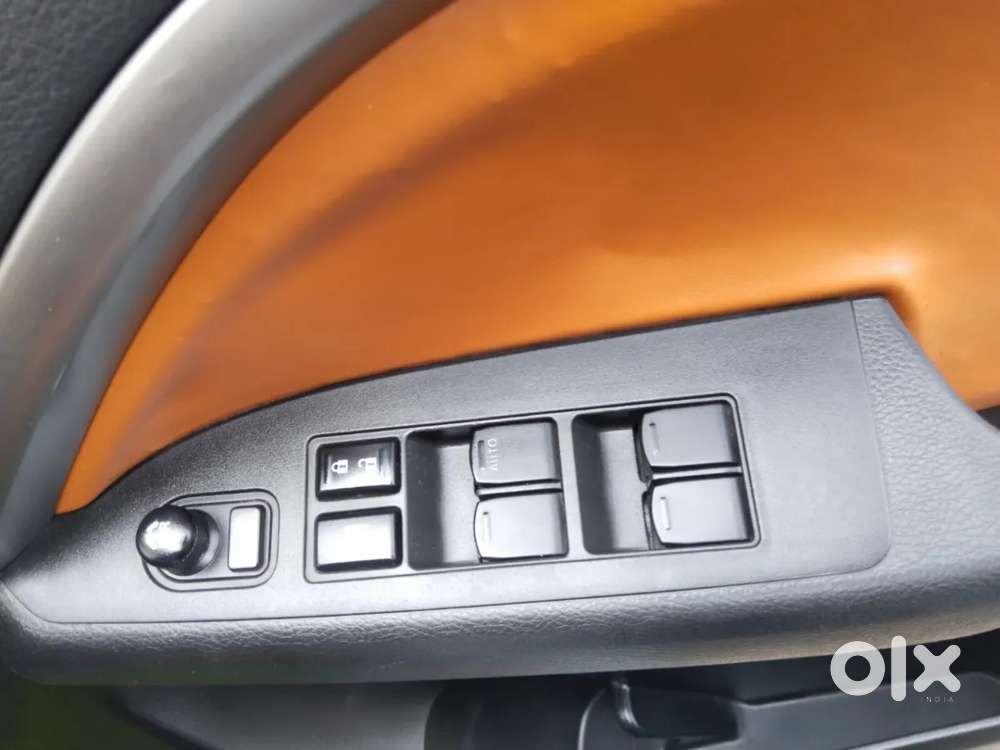 Maruti Suzuki Vitara Brezza 1.5 Zxi, 2024, Petrol