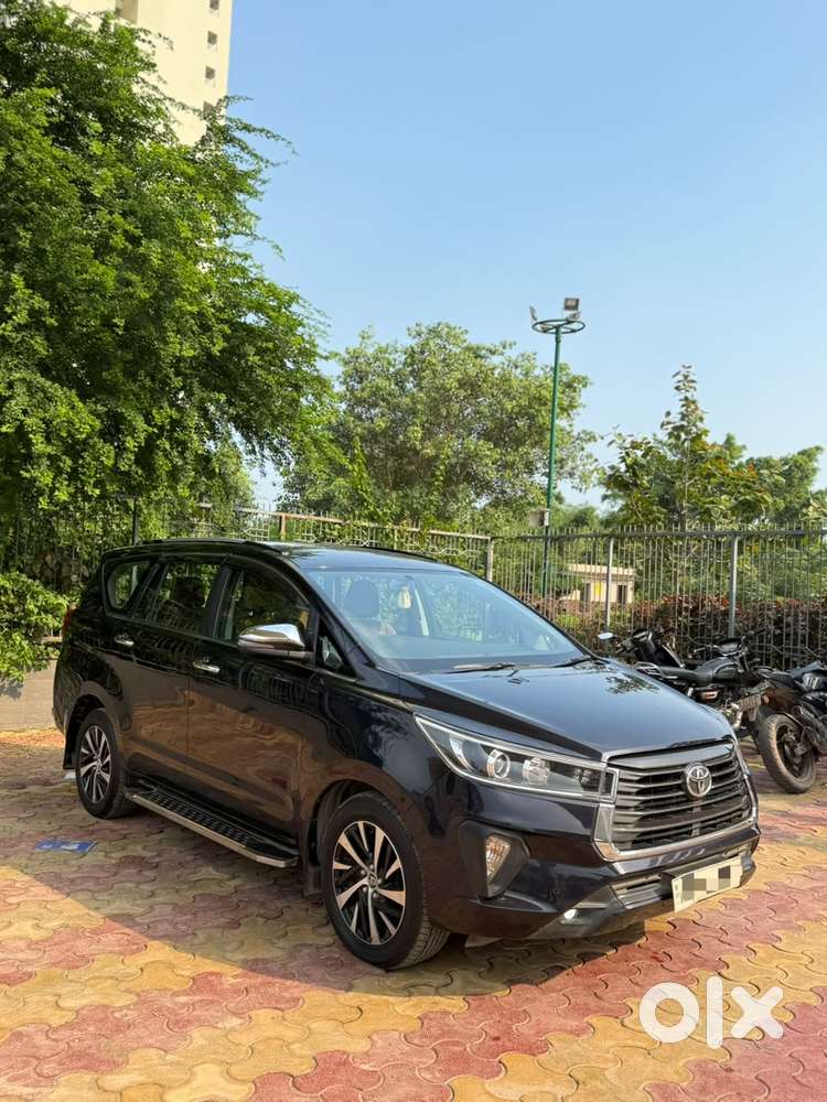 Toyota Innova Crysta Zx 2.4 Diesel 7 Seater, 2022, Diesel