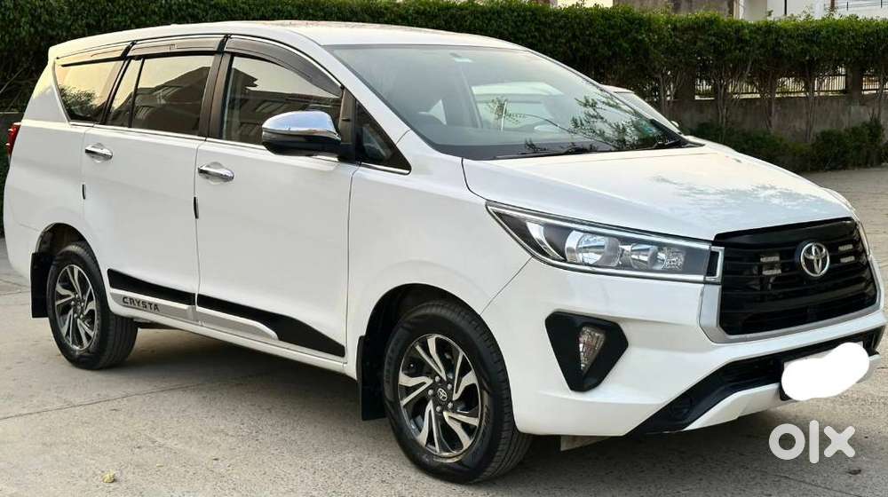 Toyota Innova Crysta 2.4 Gx Limited Edition At 7 Str, 2021, Diesel