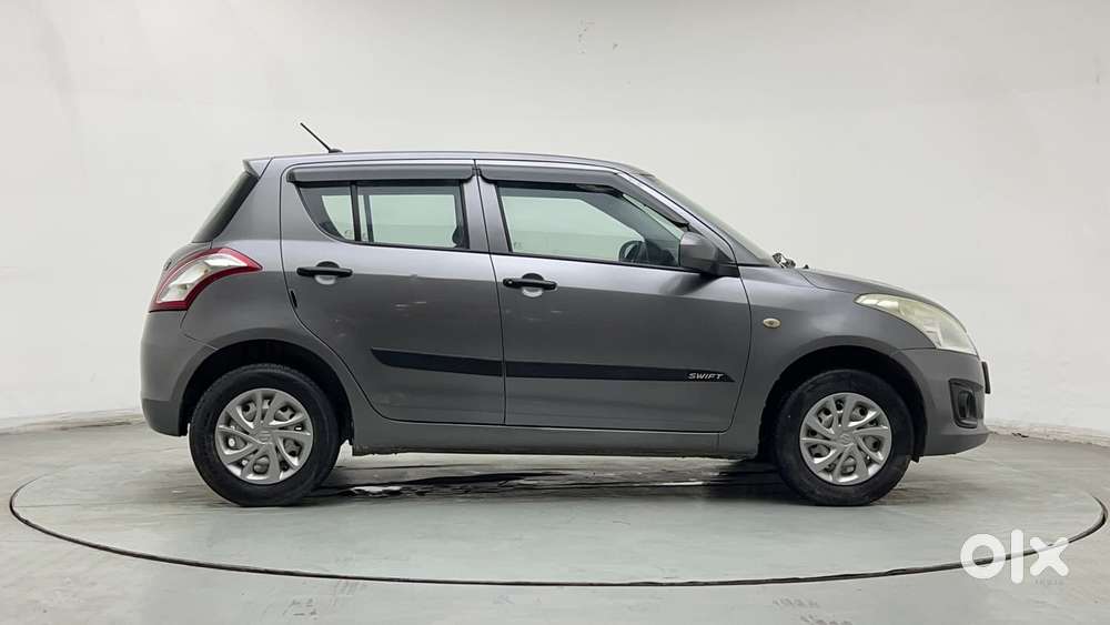 Maruti Suzuki Swift 1.2 Lxi (o), 2016, Petrol
