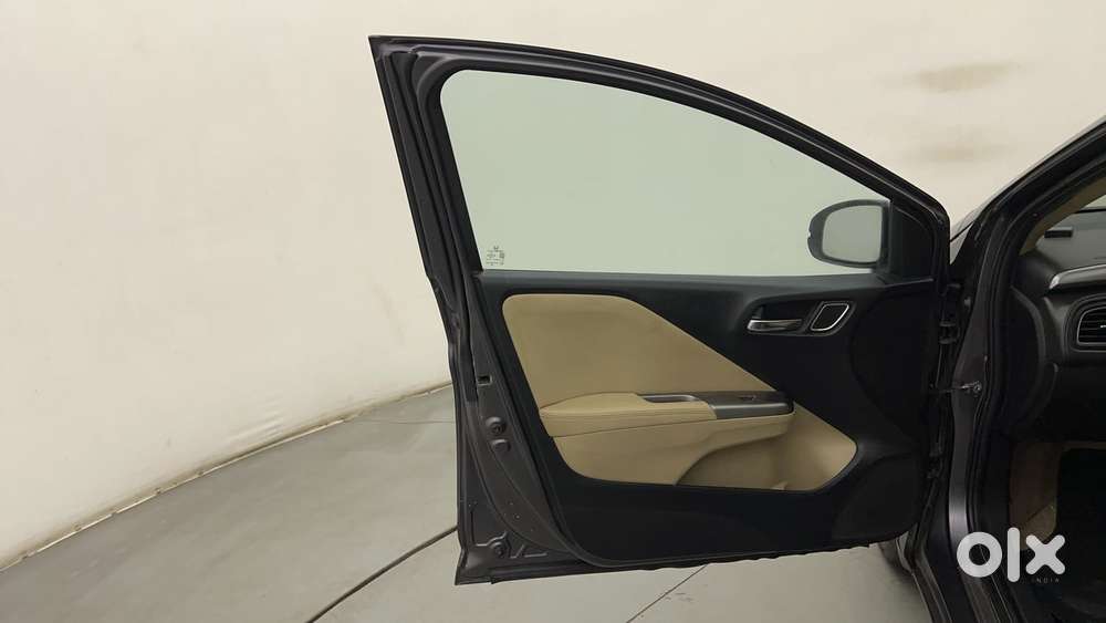 Honda City 1.5 Zx Cvt I-vtec, 2017, Petrol