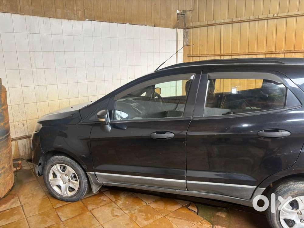 Ford Car Petrol 2016 Year