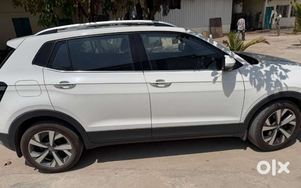 Volkswagen Taigun 1.0 Tsi Topline At, 2025, Petrol