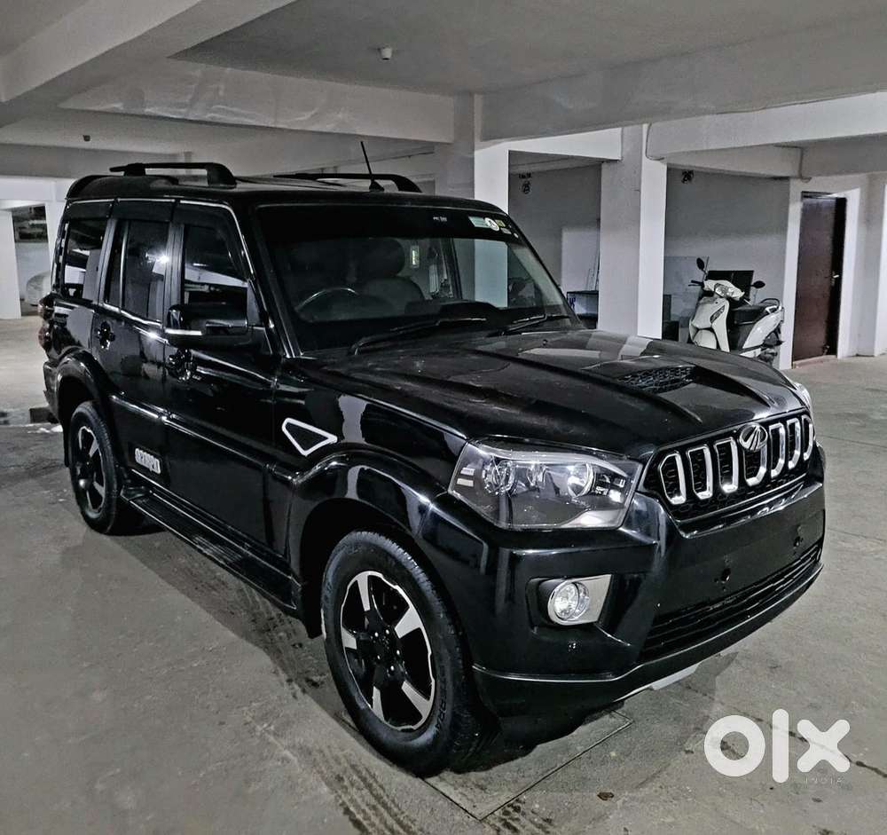 Mahindra Scorpio Classic 2021