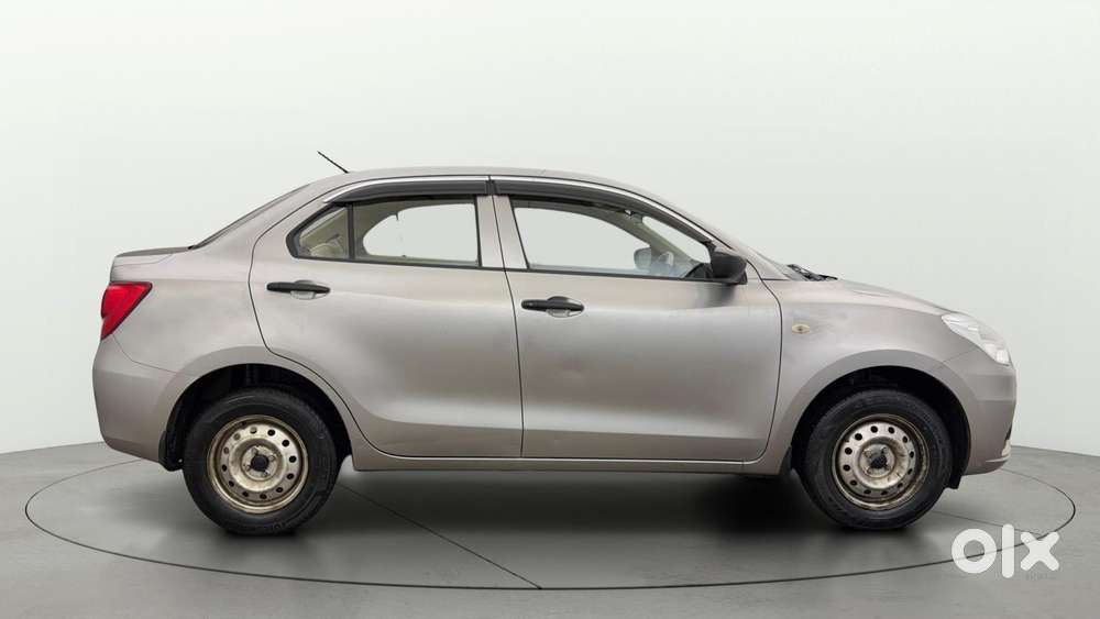 Maruti Suzuki Dzire 1.2 Lxi, 2022, Petrol