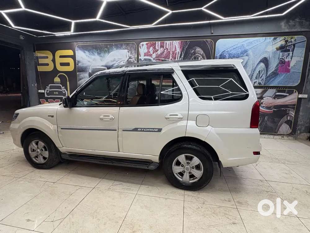 Tata Safari Storme 2017 Year
