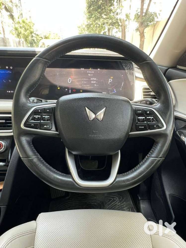 Mahindra Xuv700 Ax7 Luxury Pack Awd, 2022, Diesel