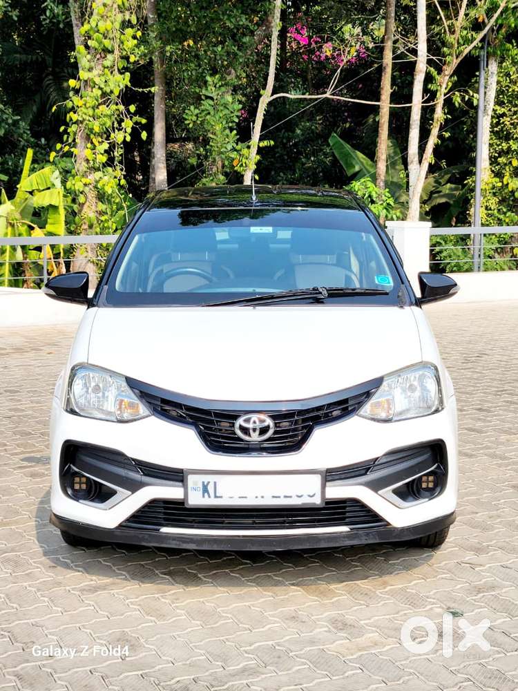 Toyota Etios Liva Vd Dual Tone, 2018, Diesel