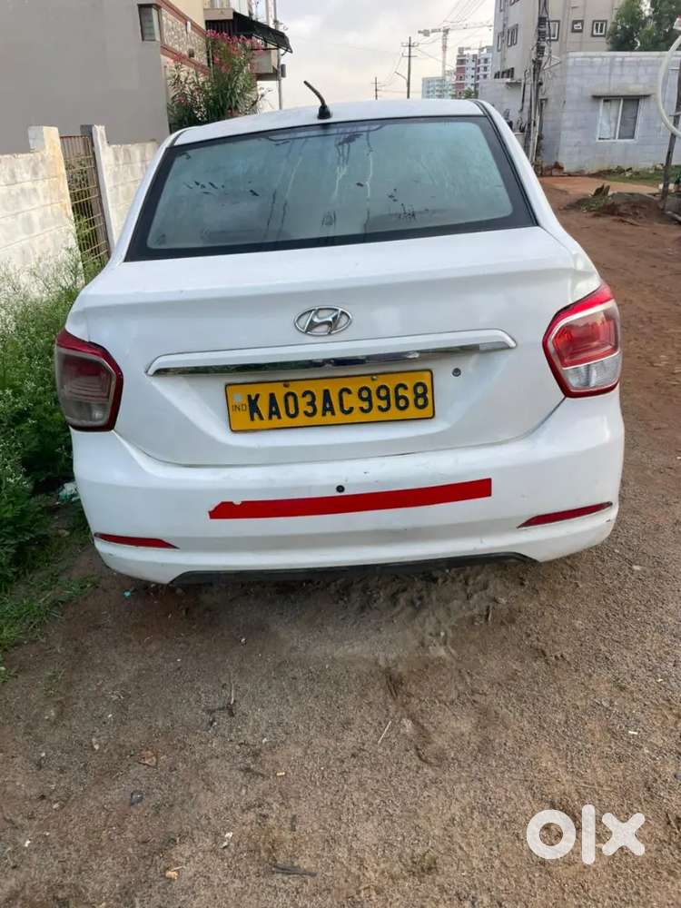 Hyundai Xcent 2016