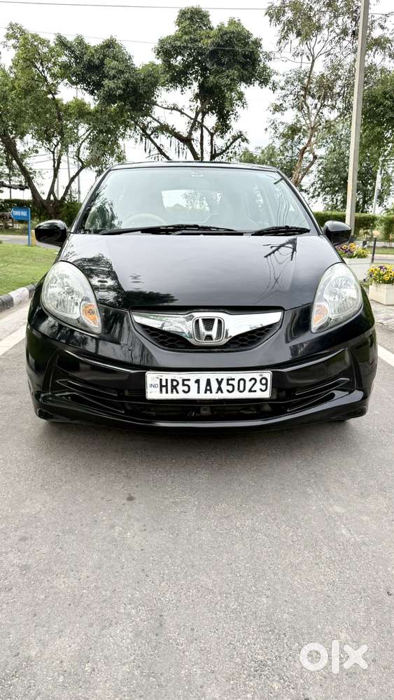 Honda Brio S (o) Mt, 2013, Petrol