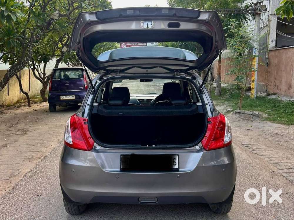 Maruti Suzuki Swift Lxi Option, 2017, Petrol