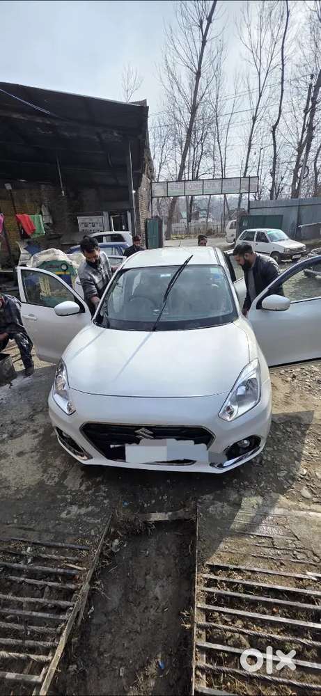 Maruti Suzuki Dzire 2024 Petrol 52000 Km Driven