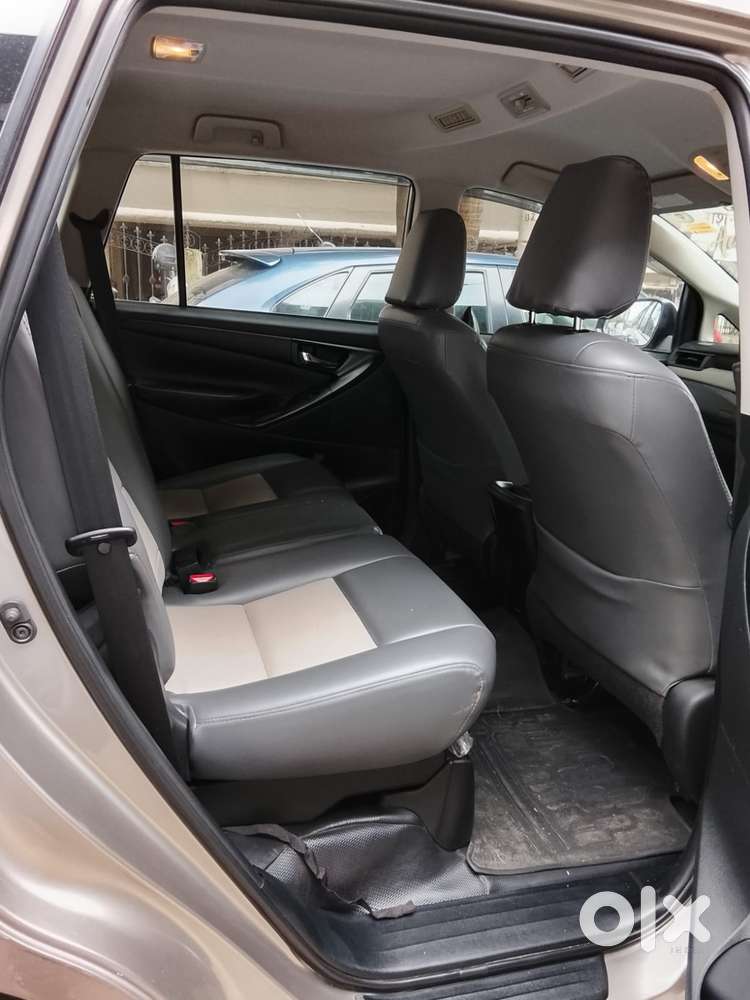 Toyota Innova Crysta 2.4 Gx Mt 8s, 2016, Diesel