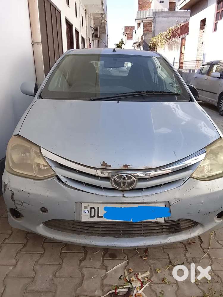 Toyota Etios Liva 2011 Petrol 165000 Km Driven