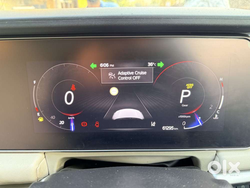 Mahindra Xuv700 2.2 Ax 7 Diesel At Str, 2022, Diesel
