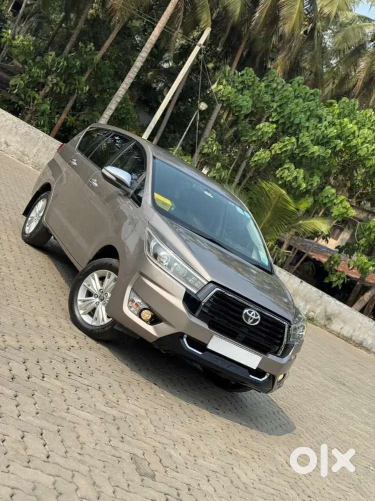 Toyota Innova Crysta 2017 High Quality