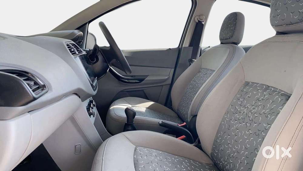 Tata Tigor Xe, 2021, Petrol