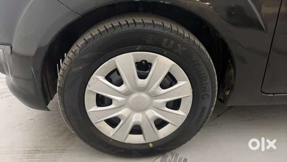 Ford Figo 2010-2012 Petrol Zxi, 2013, Petrol