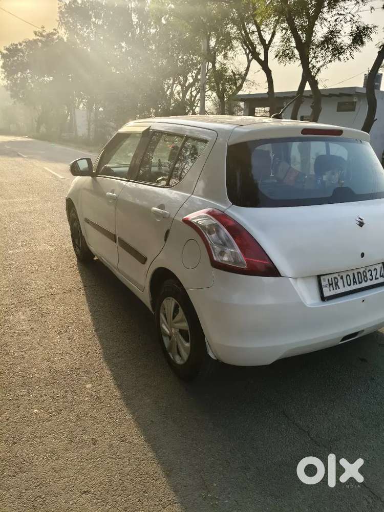 Maruti Suzuki Swift 2017 Cng & Hybrids 84000 Km Driven