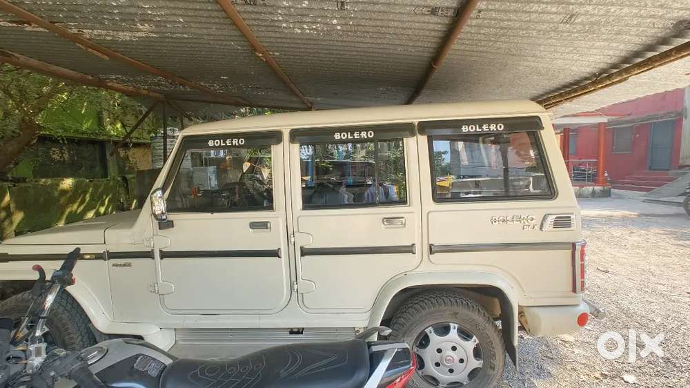 Mahindra Bolero Slx 2013