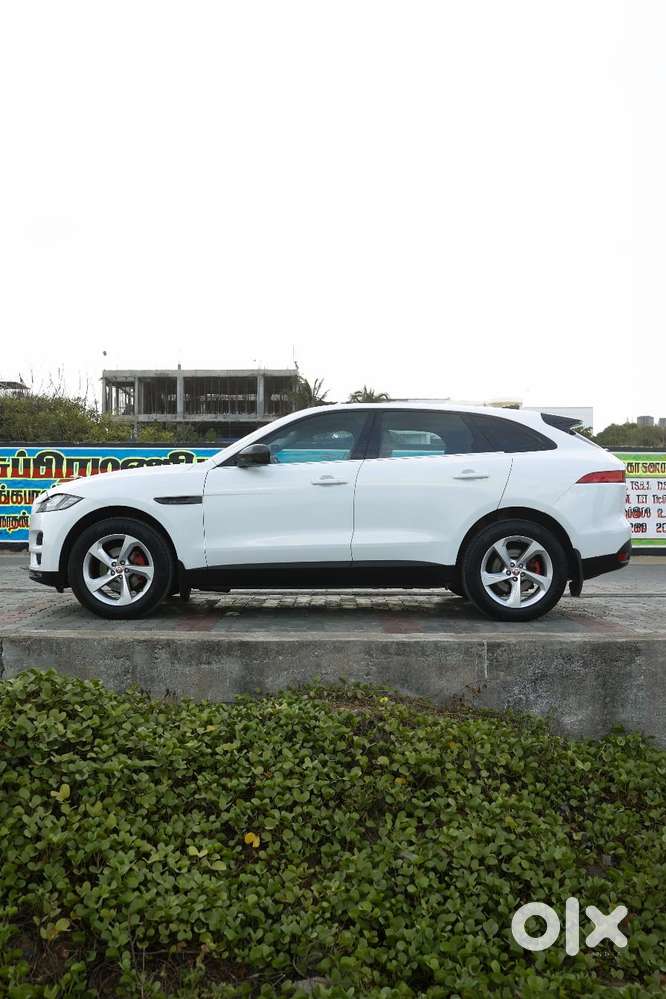 Jaguar F-pace Prestige 2.0 Petrol, 2017, Petrol