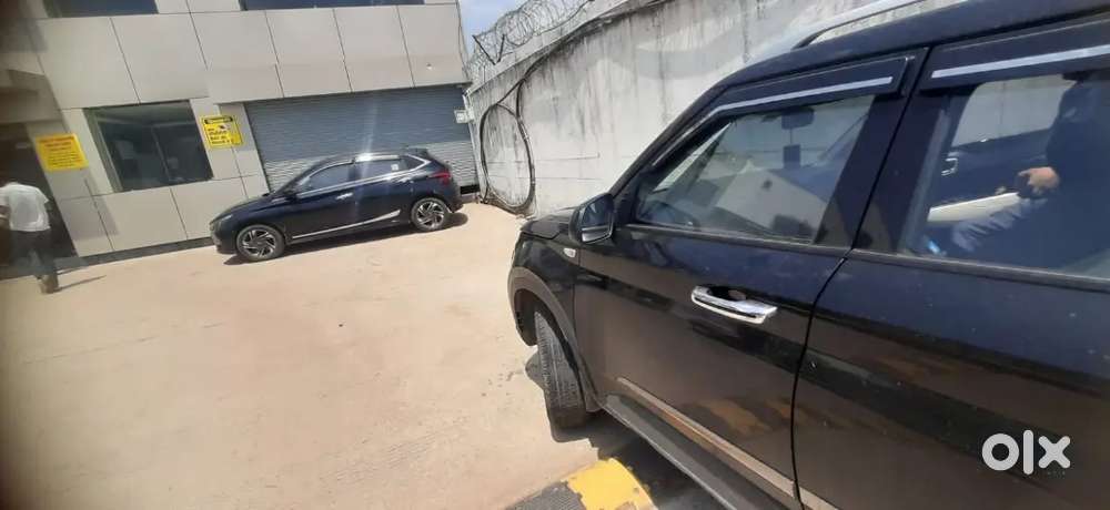 Hyundai Venue 2026 Petrol Well Maintained