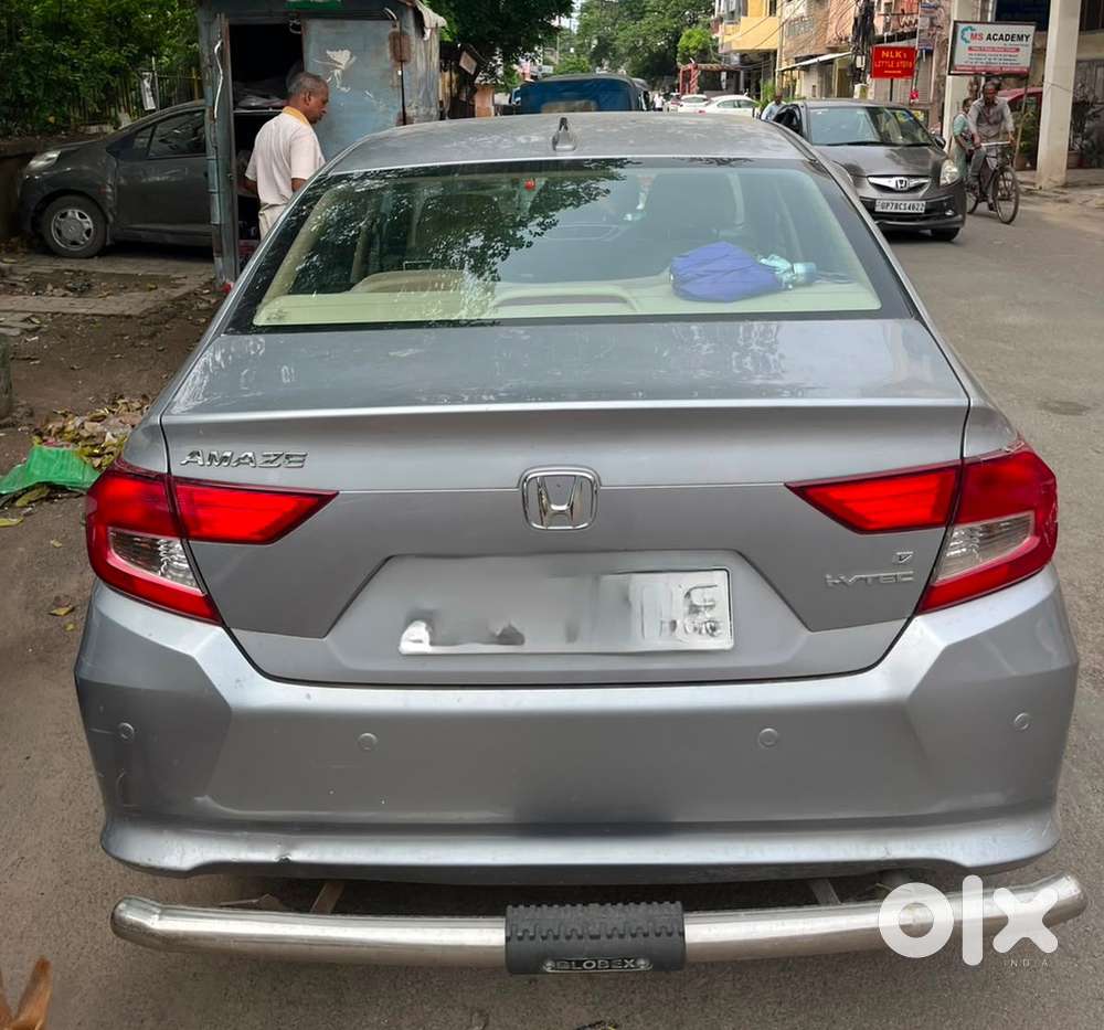 Honda Amaze 2020 - Petrol - 42500 Kms.