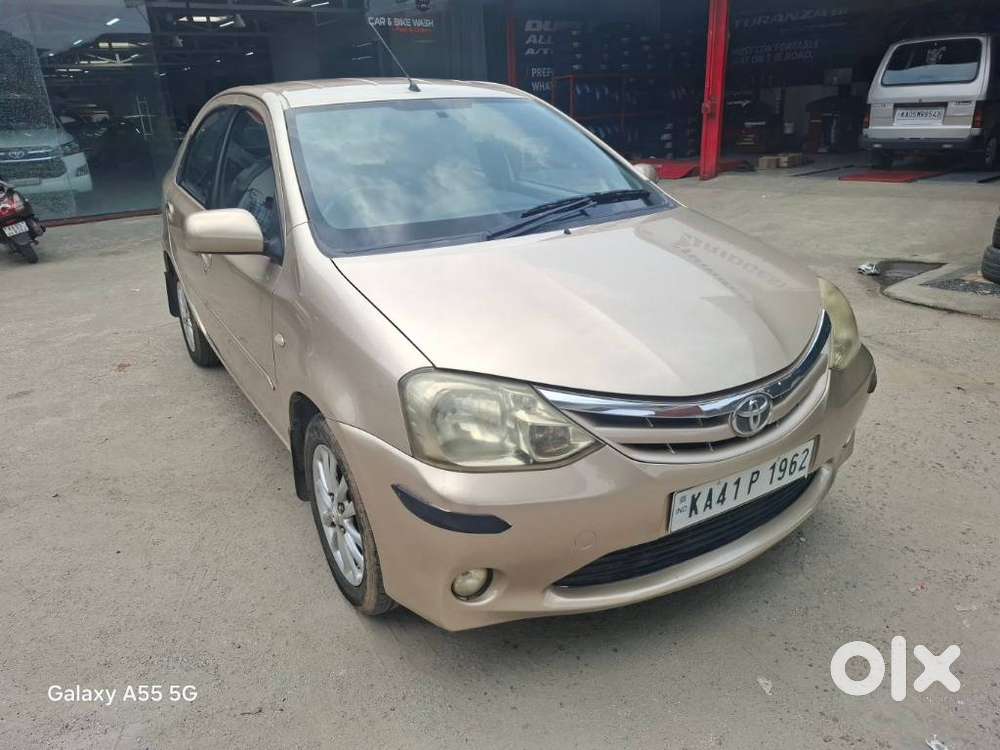 Toyota Etios 2013-2014 V, 2011, Petrol