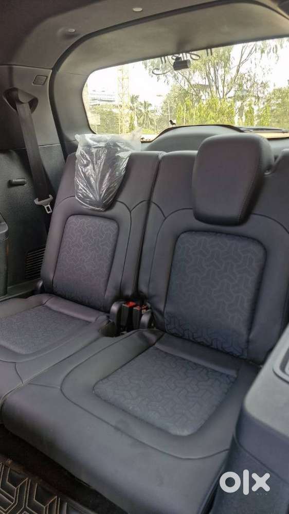 Tata Safari Accomplished X Plus 7 Str Dark Edition At, 2025, Diesel