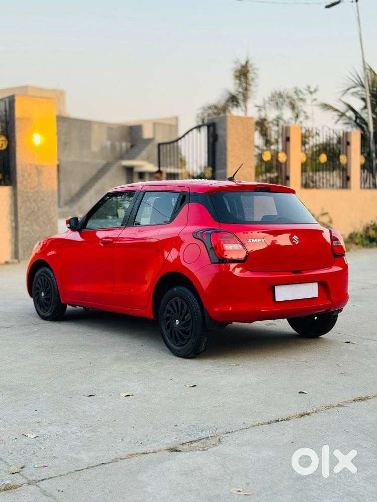 Maruti Suzuki Swift Vxi Optional, 2022, Petrol
