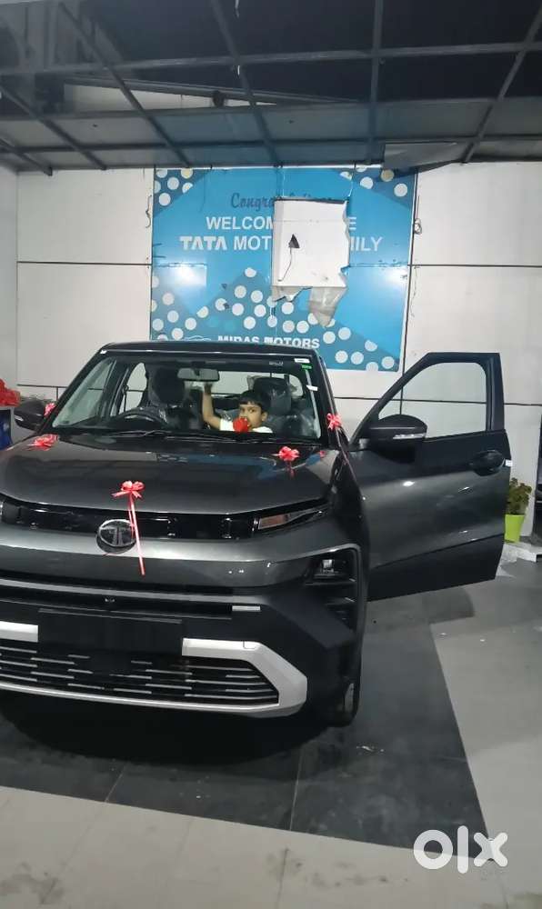 Tata Punch Facelift 2026 Petrol 4000 Km Driven
