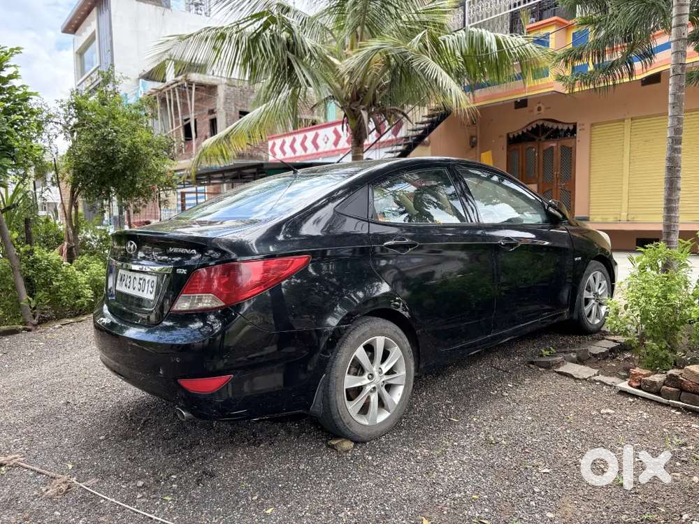 Hyundai Verna 2012 Car