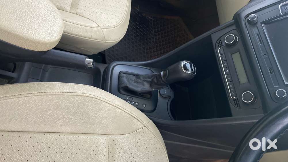 Skoda Rapid 1.6 Mpi At Style, 2016, Petrol