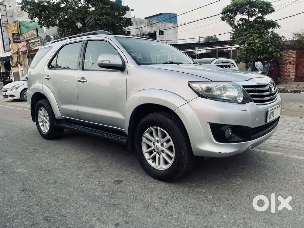 Toyota Fortuner 4x4 Mt, 2012, Diesel