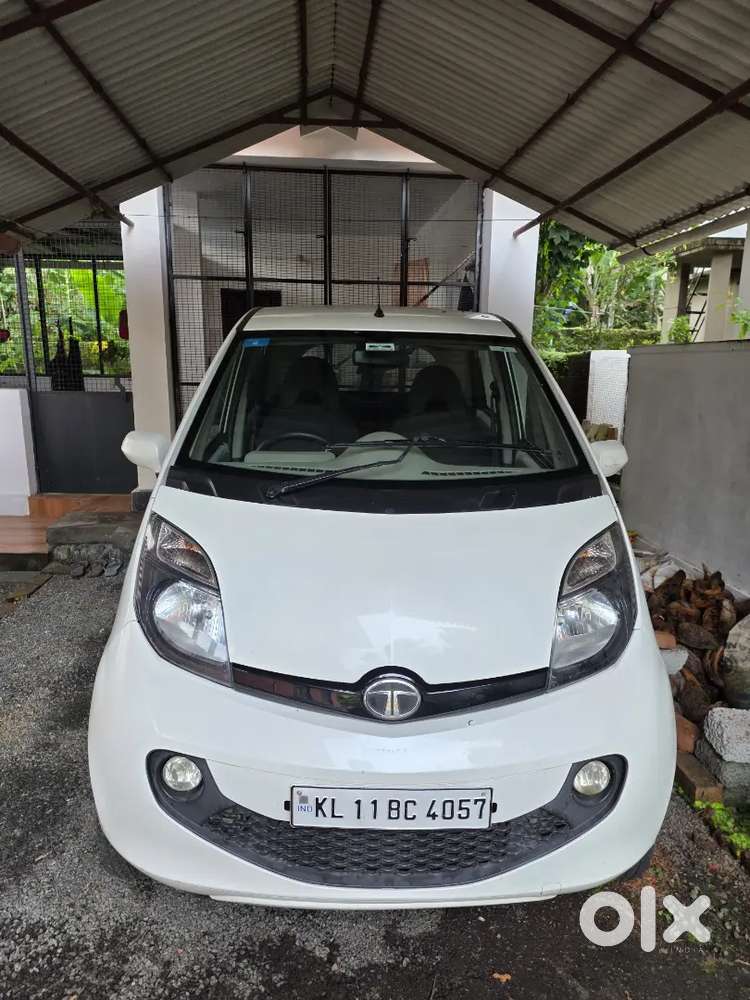 Tata Nano Genx Xta 2016