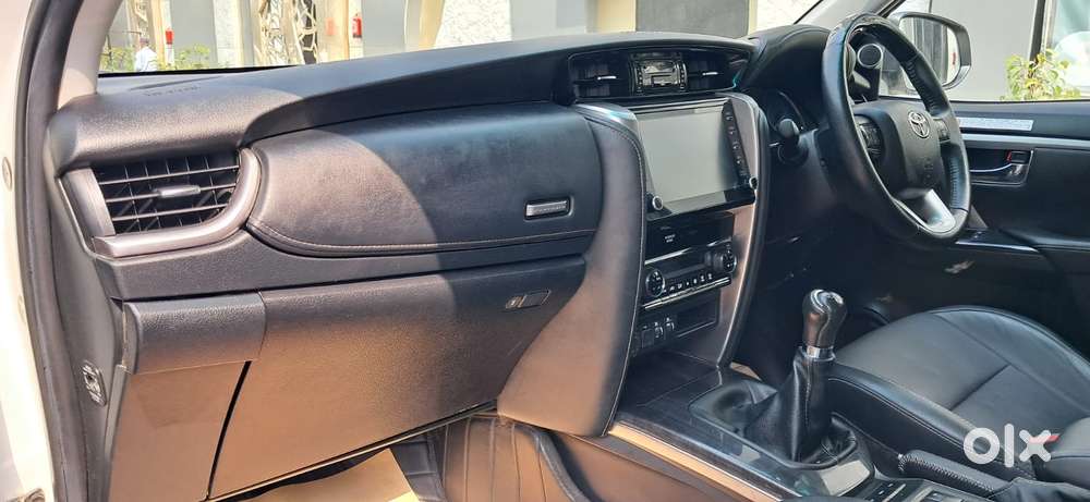 Toyota Fortuner 4x2 Mt 2.8 Diesel, 2022, Diesel