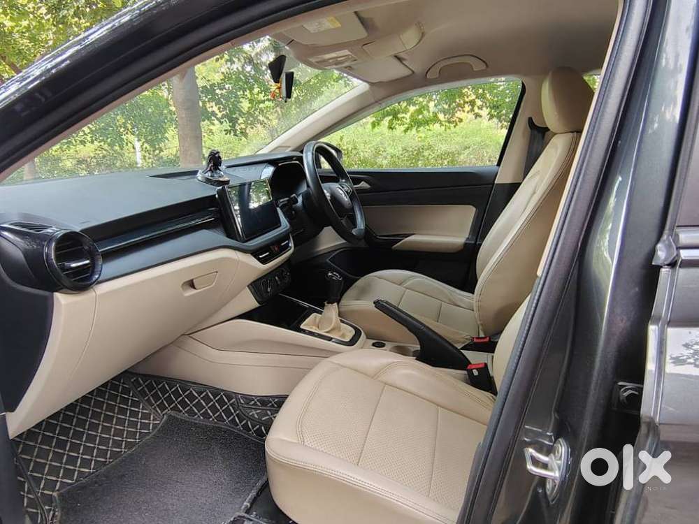 Skoda Slavia 1.0 Active Tsi, 2022, Petrol