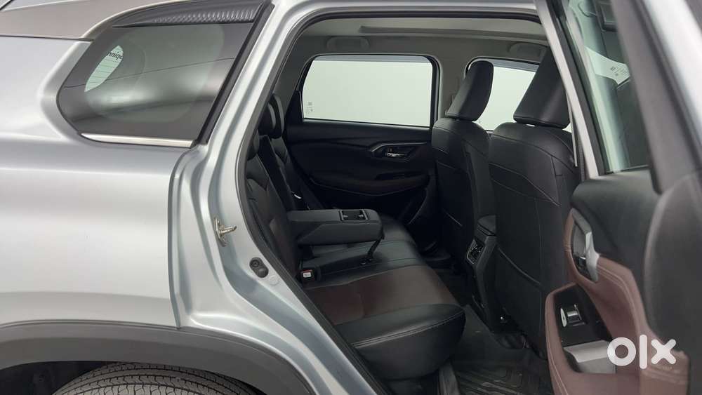 Maruti Suzuki Grand Vitara Alpha Smart Hybrid, 2024, Petrol