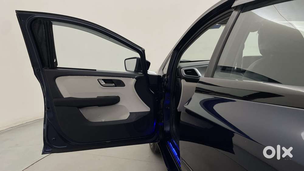 Tata Altroz 1.2 Xz Plus Petrol, 2022, Petrol