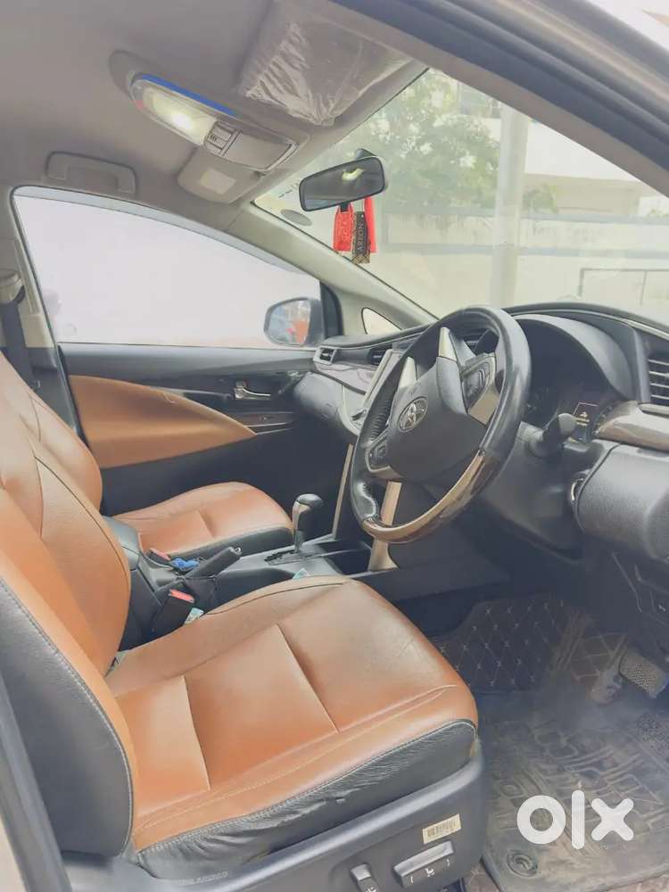 Toyota Innova Crysta 2017