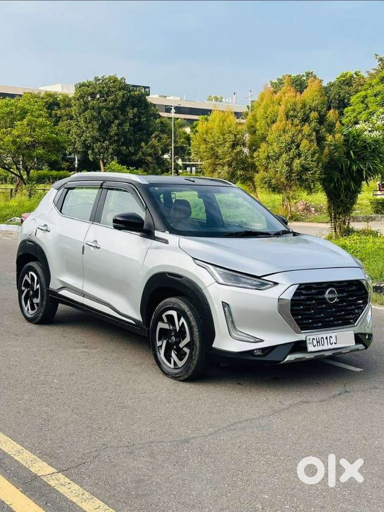 Nissan Magnite 1.0 Xv Executive Turbo Cvt, 2022, Petrol