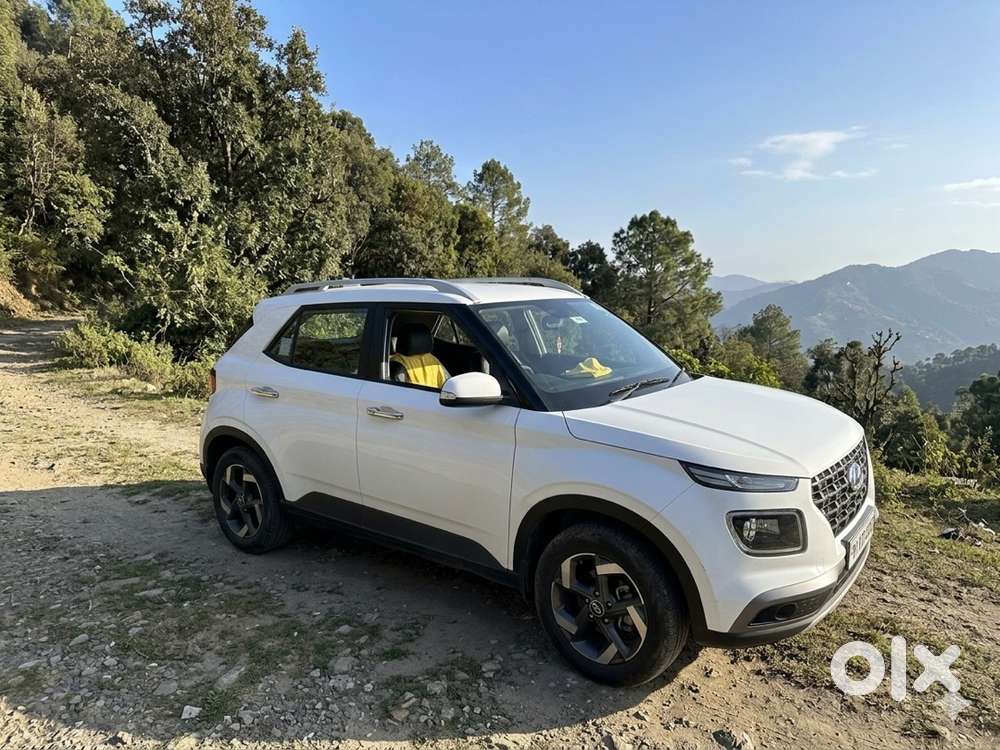 Hyundai Venue Sx(o) Turbo Top Model 2020 Petrol Well Maintained