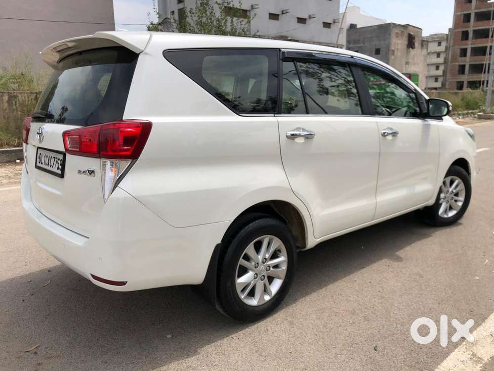 Toyota Innova Crysta [2020-ongoing] 2.4 Vx 7 Str, 2020, Diesel