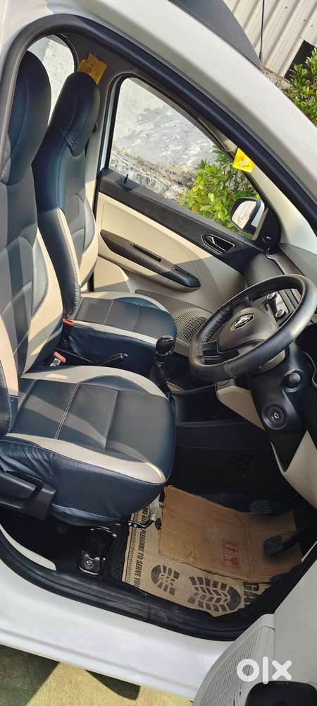 Renault Triber Rxl, 2022, Petrol